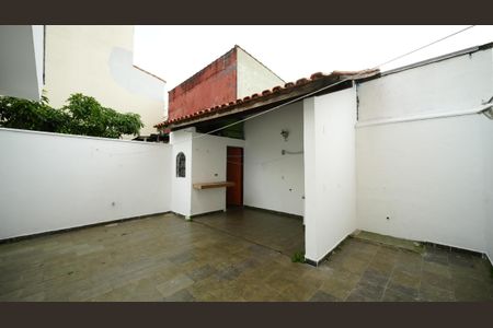 Casa para alugar com 124m², 2 quartos e 2 vagasÁrea de Serviço