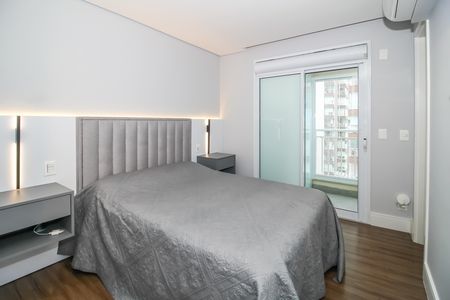 Apartamento à venda com 136m², 3 quartos e 2 vagas Apartamento à venda com 136m², 3 quartos e 2 vagasSuíte 1