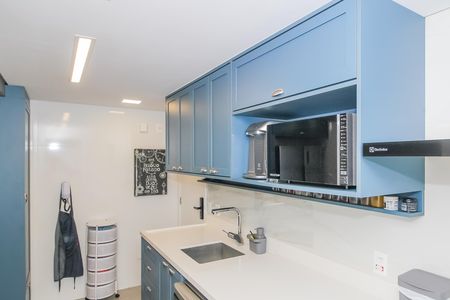 Apartamento à venda com 136m², 3 quartos e 2 vagas Apartamento à venda com 136m², 3 quartos e 2 vagasCozinha