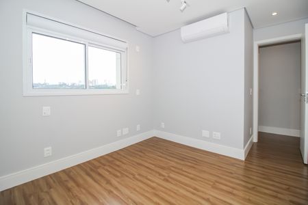 Apartamento à venda com 136m², 3 quartos e 2 vagas Apartamento à venda com 136m², 3 quartos e 2 vagasSuíte 2
