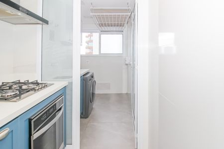 Apartamento à venda com 136m², 3 quartos e 2 vagas Apartamento à venda com 136m², 3 quartos e 2 vagasÁrea de Serviço