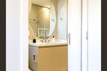 Apartamento à venda com 136m², 3 quartos e 2 vagas Apartamento à venda com 136m², 3 quartos e 2 vagasBanheiro da Suíte 3