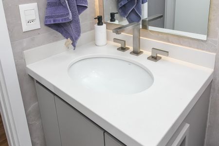 Apartamento à venda com 136m², 3 quartos e 2 vagas Apartamento à venda com 136m², 3 quartos e 2 vagasBanheiro da Suíte 2