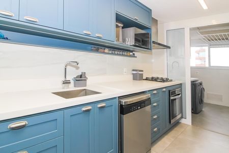 Apartamento à venda com 136m², 3 quartos e 2 vagas Apartamento à venda com 136m², 3 quartos e 2 vagasCozinha
