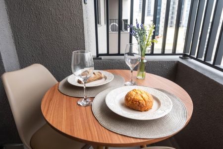 Apartamento à venda com 26m², 1 quarto e sem vaga Apartamento à venda com 26m², 1 quarto e sem vagaSala de Jantar