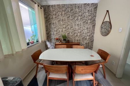 Sala  de casa à venda com 2 quartos, 105m² em Vila Kosmos, Rio de Janeiro