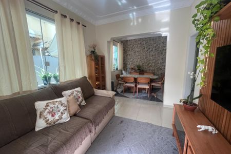 Sala de casa à venda com 2 quartos, 105m² em Vila Kosmos, Rio de Janeiro