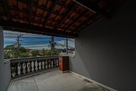 Casa à venda com 147m², 3 quartos e 2 vagas Casa à venda com 147m², 3 quartos e 2 vagasVaranda do Quarto 3