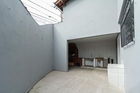 Casa à venda com 147m², 3 quartos e 2 vagas Casa à venda com 147m², 3 quartos e 2 vagasQuintal