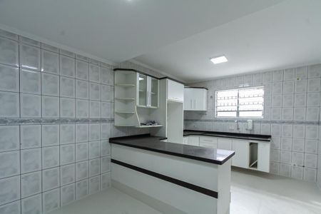 Casa à venda com 147m², 3 quartos e 2 vagas Casa à venda com 147m², 3 quartos e 2 vagasCozinha