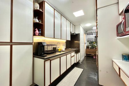Apartamento à venda com 80m², 2 quartos e 1 vaga Apartamento à venda com 80m², 2 quartos e 1 vagaCozinha