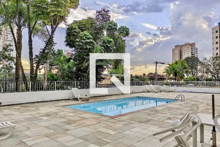 Apartamento à venda com 80m², 2 quartos e 1 vaga Apartamento à venda com 80m², 2 quartos e 1 vagaÁrea comum - Piscina