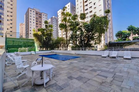 Apartamento à venda com 80m², 2 quartos e 1 vaga Apartamento à venda com 80m², 2 quartos e 1 vagaÁrea comum - Piscina