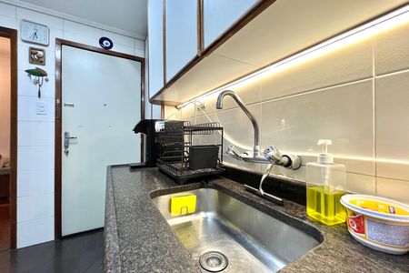 Apartamento à venda com 80m², 2 quartos e 1 vaga Apartamento à venda com 80m², 2 quartos e 1 vagaCozinha