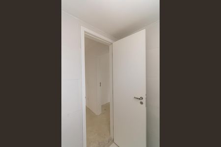 Apartamento à venda com 64m², 3 quartos e 1 vaga Apartamento à venda com 64m², 3 quartos e 1 vagaBanheiro 2