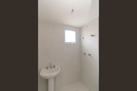 Apartamento à venda com 64m², 3 quartos e 1 vaga Apartamento à venda com 64m², 3 quartos e 1 vagaBanheiro da Suíte
