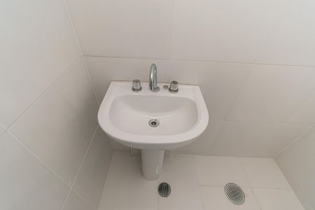 Apartamento à venda com 64m², 3 quartos e 1 vaga Apartamento à venda com 64m², 3 quartos e 1 vagaBanheiro 2