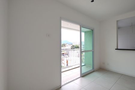 Apartamento à venda com 59m², 2 quartos e 1 vaga Apartamento à venda com 59m², 2 quartos e 1 vagaSala