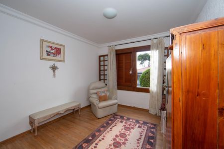 Casa à venda com 350m², 5 quartos e 6 vagas Casa à venda com 350m², 5 quartos e 6 vagasQUARTO4