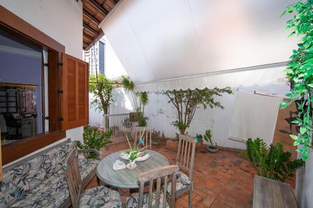 Casa à venda com 350m², 5 quartos e 6 vagas