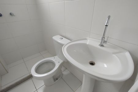 Apartamento à venda com 70m², 2 quartos e 1 vaga Apartamento à venda com 70m², 2 quartos e 1 vagaBanheiro da Suíte