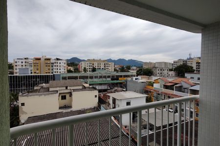 Apartamento à venda com 70m², 2 quartos e 1 vaga Apartamento à venda com 70m², 2 quartos e 1 vagaVaranda