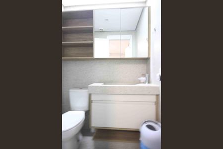 Apartamento à venda com 89m², 2 quartos e 2 vagasBanheiro da Suite