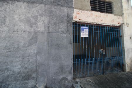 Casa para alugar com 156m², 2 quartos e 1 vaga Casa para alugar com 156m², 2 quartos e 1 vagaFachada