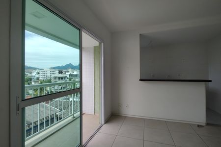 Apartamento à venda com 60m², 2 quartos e 1 vaga Apartamento à venda com 60m², 2 quartos e 1 vagaSala