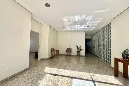 Apartamento à venda com 75m², 3 quartos e 2 vagas Apartamento à venda com 75m², 3 quartos e 2 vagasHall social