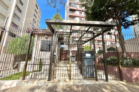 Apartamento à venda com 75m², 3 quartos e 2 vagas Apartamento à venda com 75m², 3 quartos e 2 vagasFachada