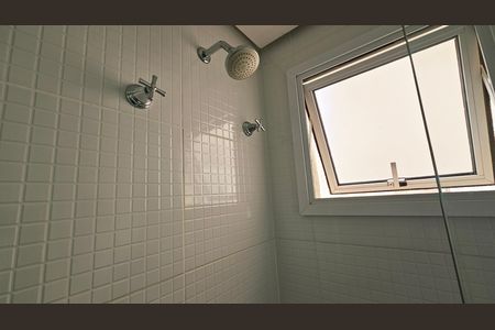 Apartamento para alugar com 180m², 3 quartos e 2 vagas
