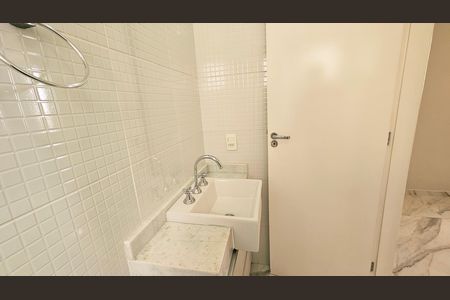 Apartamento para alugar com 180m², 3 quartos e 2 vagas