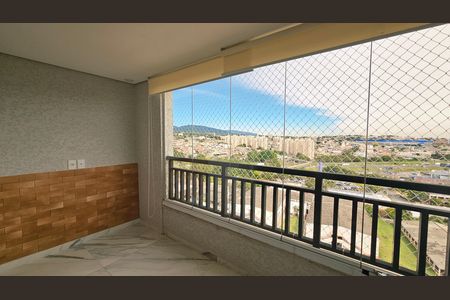 Apartamento para alugar com 180m², 3 quartos e 2 vagas