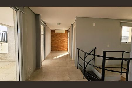 Apartamento para alugar com 180m², 3 quartos e 2 vagas