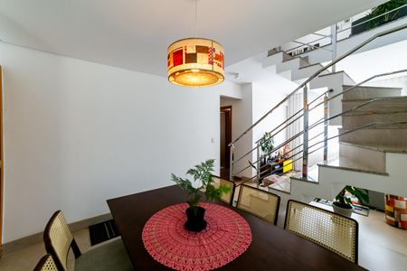 Sala de apartamento à venda com 3 quartos, 161m² em Santo Antônio, Belo Horizonte