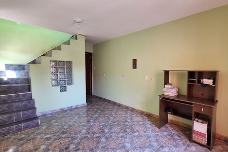 Casa para alugar com 249m², 3 quartos e 6 vagas Casa para alugar com 249m², 3 quartos e 6 vagasSala 2