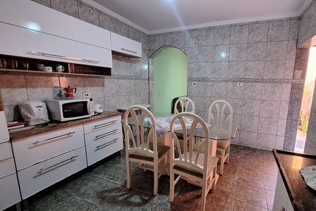 Casa para alugar com 249m², 3 quartos e 6 vagas Casa para alugar com 249m², 3 quartos e 6 vagasCozinha