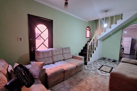 Casa para alugar com 249m², 3 quartos e 6 vagas Casa para alugar com 249m², 3 quartos e 6 vagasSala