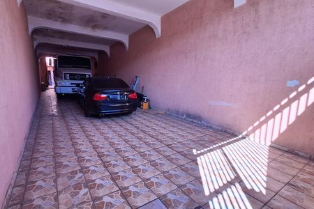 Casa para alugar com 249m², 3 quartos e 6 vagas Casa para alugar com 249m², 3 quartos e 6 vagasGaragem