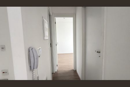 Apartamento à venda com 38m², 2 quartos e sem vaga Apartamento à venda com 38m², 2 quartos e sem vagaCorredor