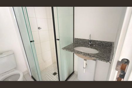 Apartamento à venda com 38m², 2 quartos e sem vaga Apartamento à venda com 38m², 2 quartos e sem vagaBanheiro