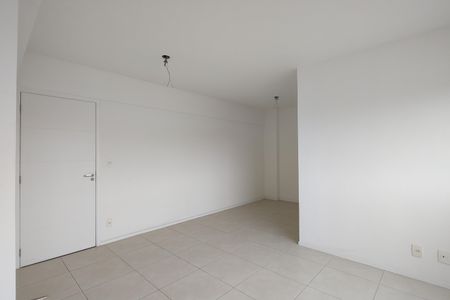 Apartamento à venda com 61m², 2 quartos e 1 vaga Apartamento à venda com 61m², 2 quartos e 1 vagaSala