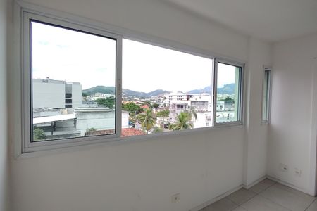 Apartamento à venda com 61m², 2 quartos e 1 vaga Apartamento à venda com 61m², 2 quartos e 1 vagaSala