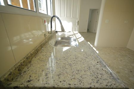 Casa para alugar com 60m², 1 quarto e 1 vagaCozinha 