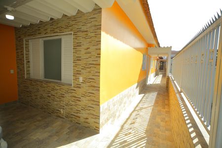 Casa para alugar com 60m², 1 quarto e 1 vagaQuintal/acesso 