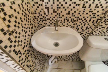 Casa para alugar com 30m², 1 quarto e sem vagaBanheiro