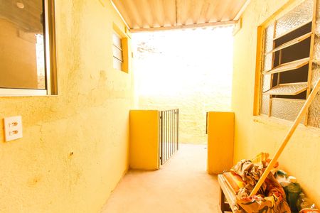 Casa para alugar com 30m², 1 quarto e sem vagaÁrea de Serviço