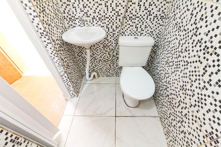 Casa para alugar com 30m², 1 quarto e sem vagaBanheiro