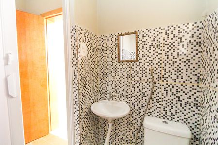 Casa para alugar com 30m², 1 quarto e sem vagaBanheiro